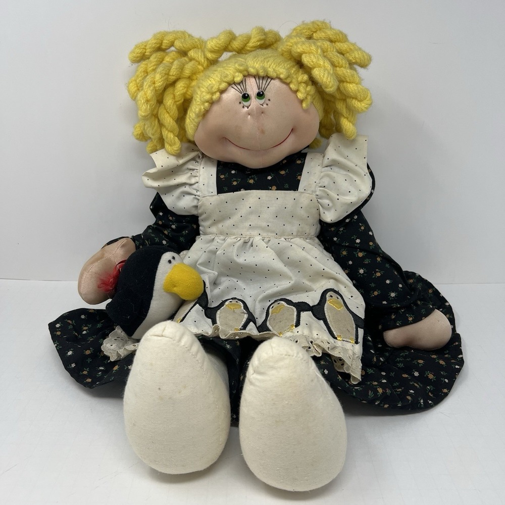Vintage Dakin Squeeky Cheeks Rag Doll 20 Inch‎ Soft Cloth Plush Classic Toy
